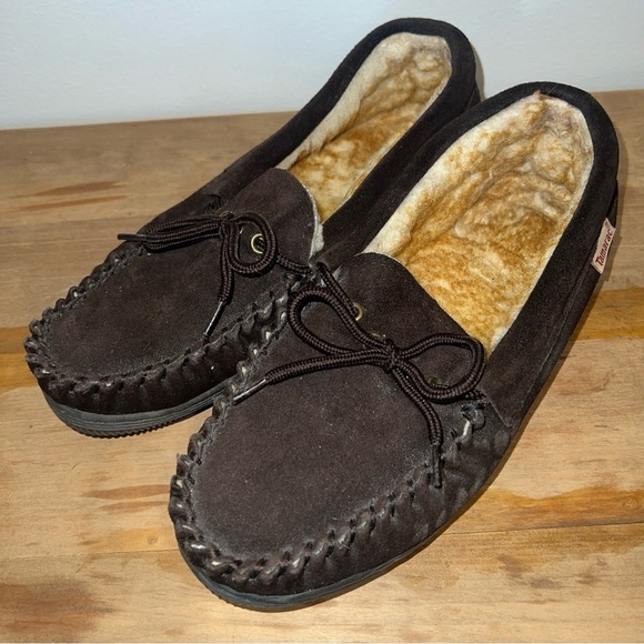 Men's Tamarac by Slippers Size 7 Fleece- lined Suede Slipper - Picture 2 of 10